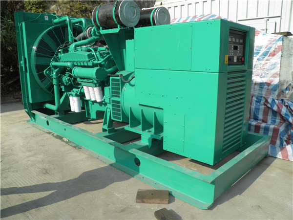 长子发电车出租-柴油发电机组在使用的过程中应该做好哪些防护工作