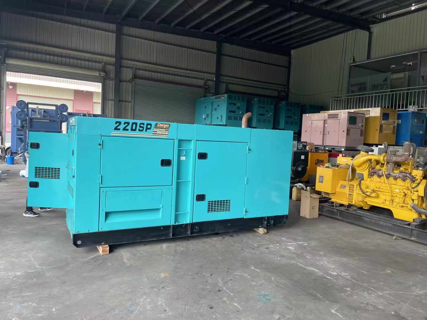 长子800kW 柴油发电机的输出电流波动范围是多少？