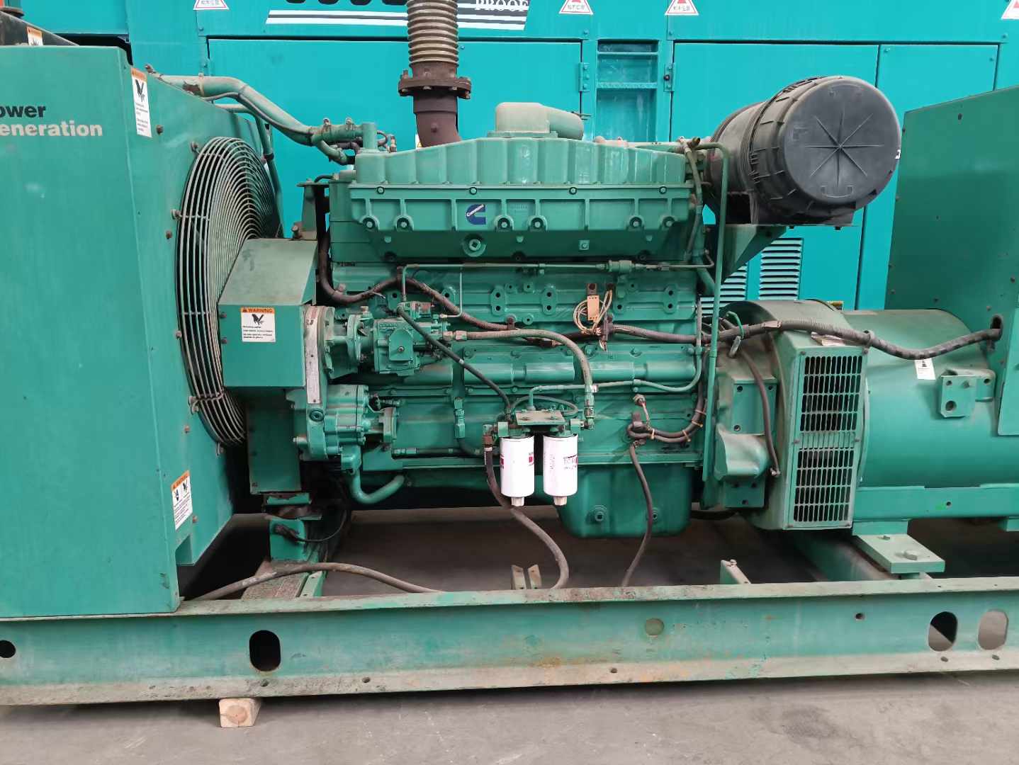 长子过载会对 600kW 柴油发电机组造成哪些损害？