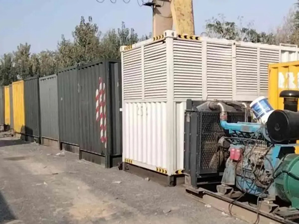 长子200KW柴油发电机机组每小时油耗是多少？
