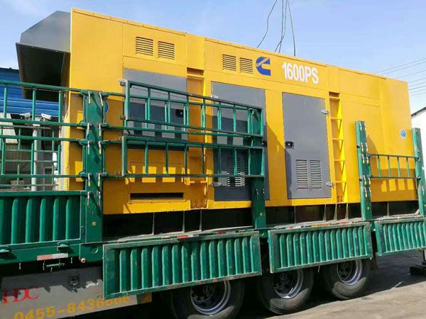 长子测量水冷式机油散热器密封件尺寸时的注意事项有哪些？